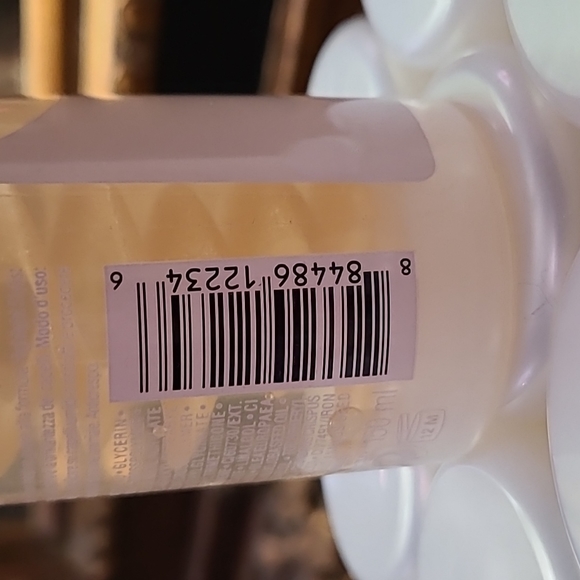 COPY - Pureology 5.1 oz. Highlight Gold Definer styling gel - Picture 6 of 6